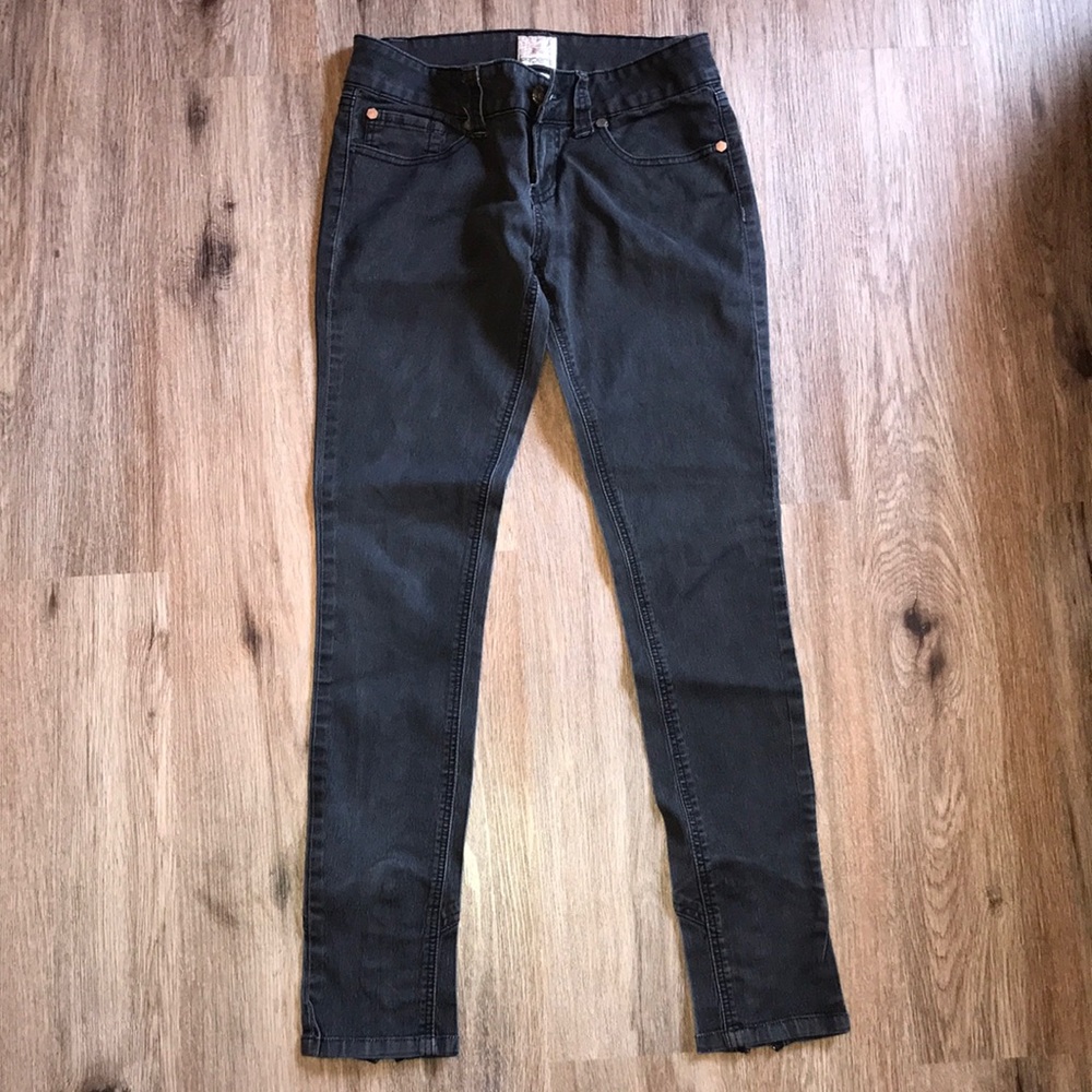 Arden B Dark Charcoal Grey Denim Skinny Jeans